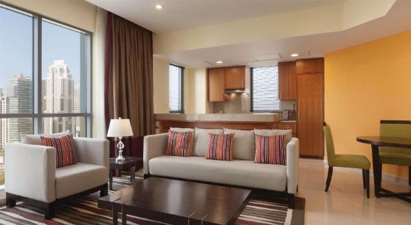 Ramada Downtown Dubai image 9